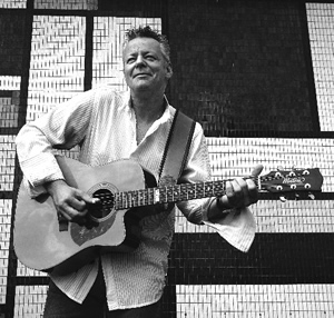 指弹大师tommy emmanuel - 闲聊水吧 - 吉他社