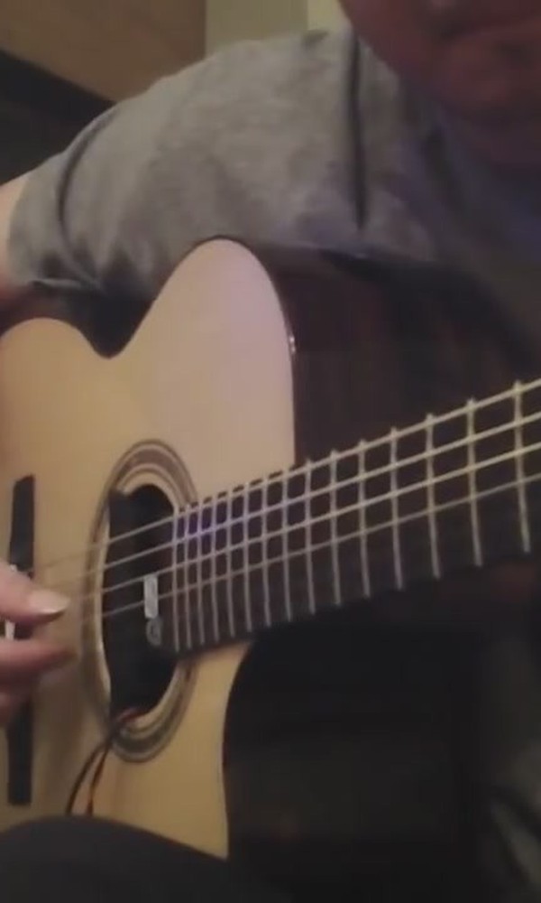 求扒Sparks Fly - Taylor Swift 指弹谱子[Sparks Fly - Fingerstyle Guitar Solo (1)[18-05-32].JPG]