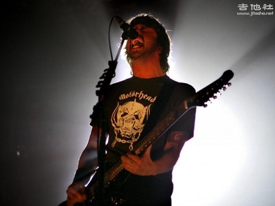 00-Dave-Grohl11.jpg