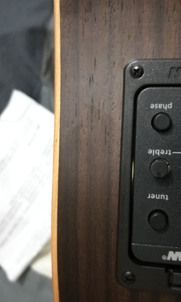 电箱琴拾音器和吉他边缘有缝隙[IMG_20161013_192145.jpg]