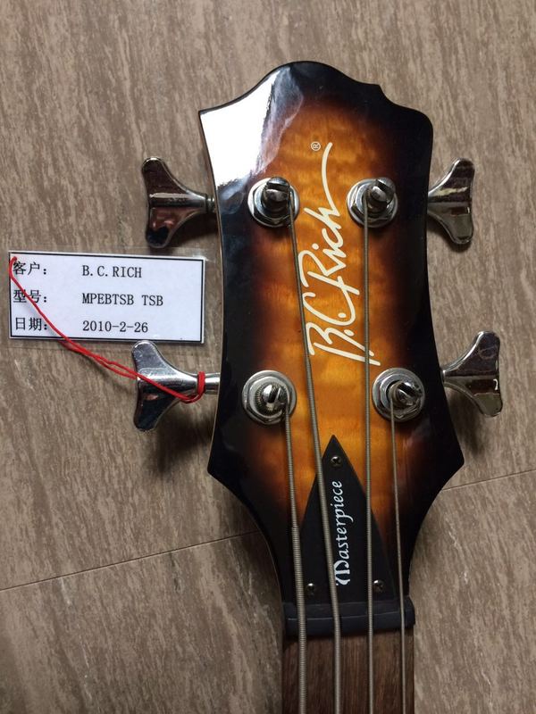 B.C.RICH Eagle MasterPiece 4String BASS 2900，上海地区可以面交[4.jpg]