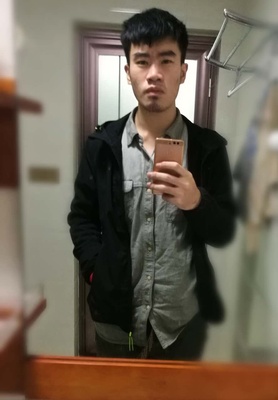 老王新照片.jpg