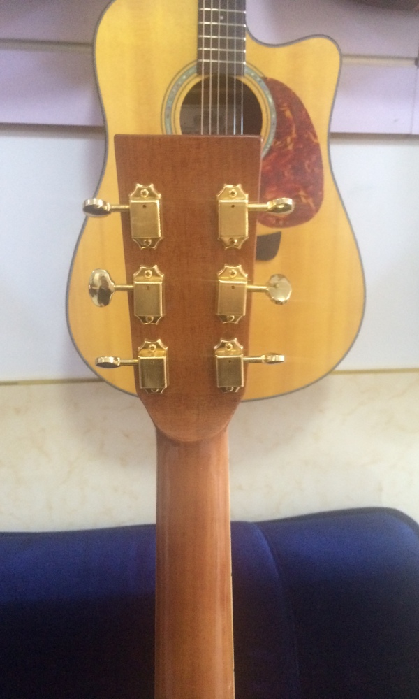 琴行清货 大量单板吉他处理[IMG_8051.JPG]