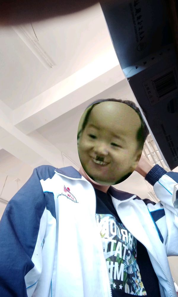 小哥哥不玩民谣[smallbitmap1522233883768.png]