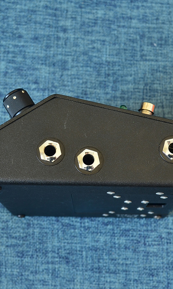 星陨 二手 效果器 AMPTWEAKER TIGHT METAL PRO 金属 失真 前级 606882727[606882727 (5).jpg]