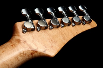guitarra-music-maker-custom-pro-maple-top-orange-w-birdseye-sob-encomenda-90-dias--03_14.jpg