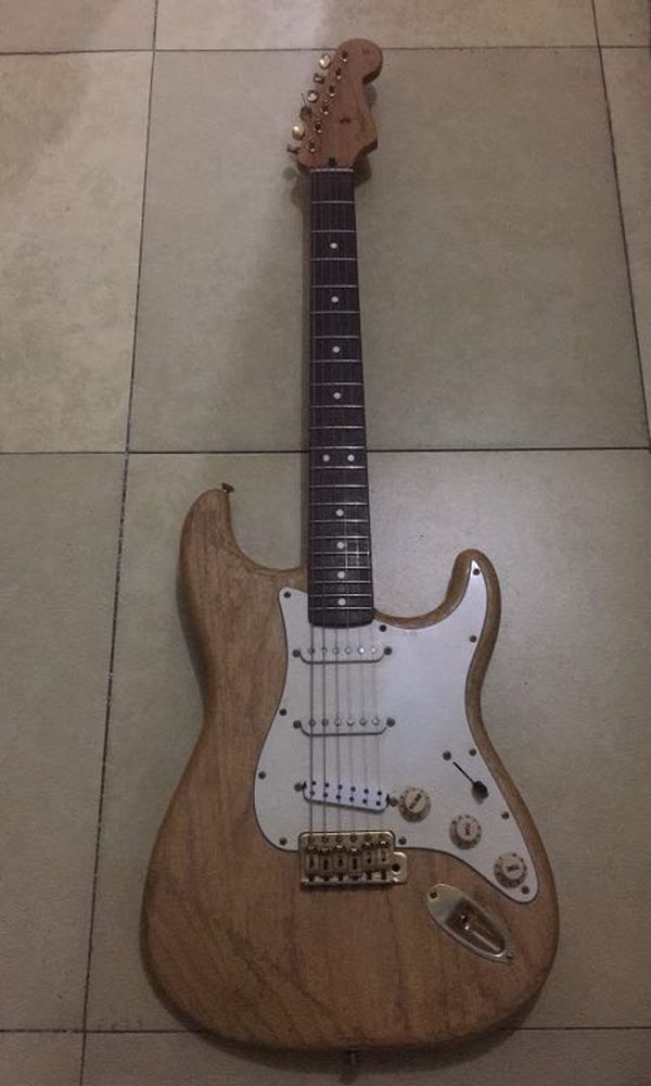fender60周年墨豪升级美标[image.jpg]