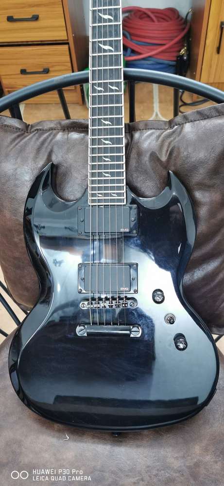 epiphone SG预言款[72ee8e2a8dd391d74da273e26b31225.jpg]