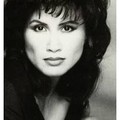 Gina T.