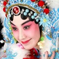 史依弘