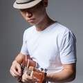 鹏泊(Bob Roc)