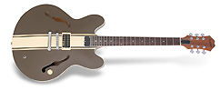 Tom Delonge ES-333