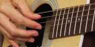 How to play Acoustic 吉他教学 basic finger picking